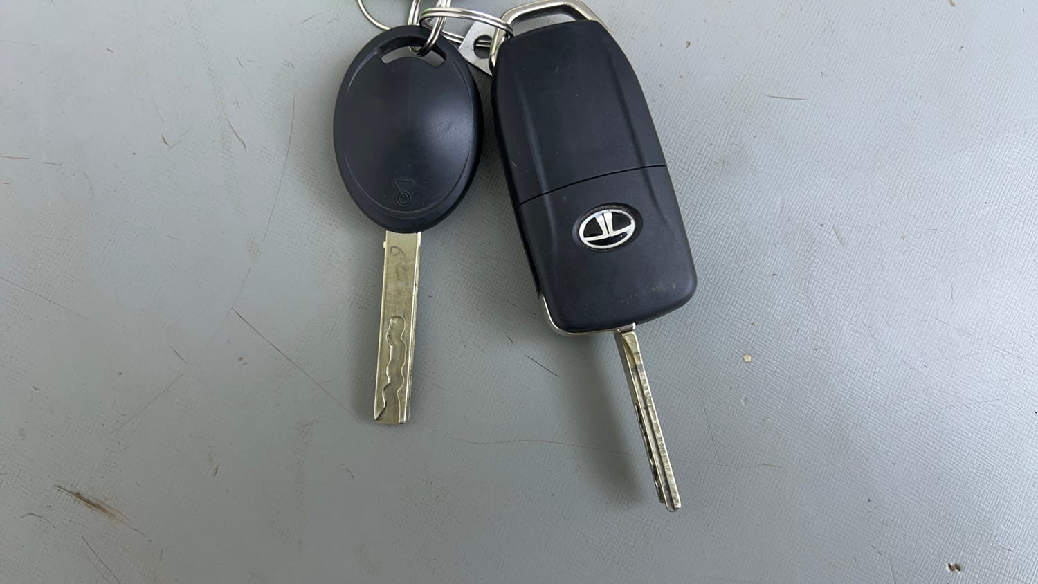 Used 2022 Tata Punch Adventure MT Petrol Manual extra CAR KEY VIEW