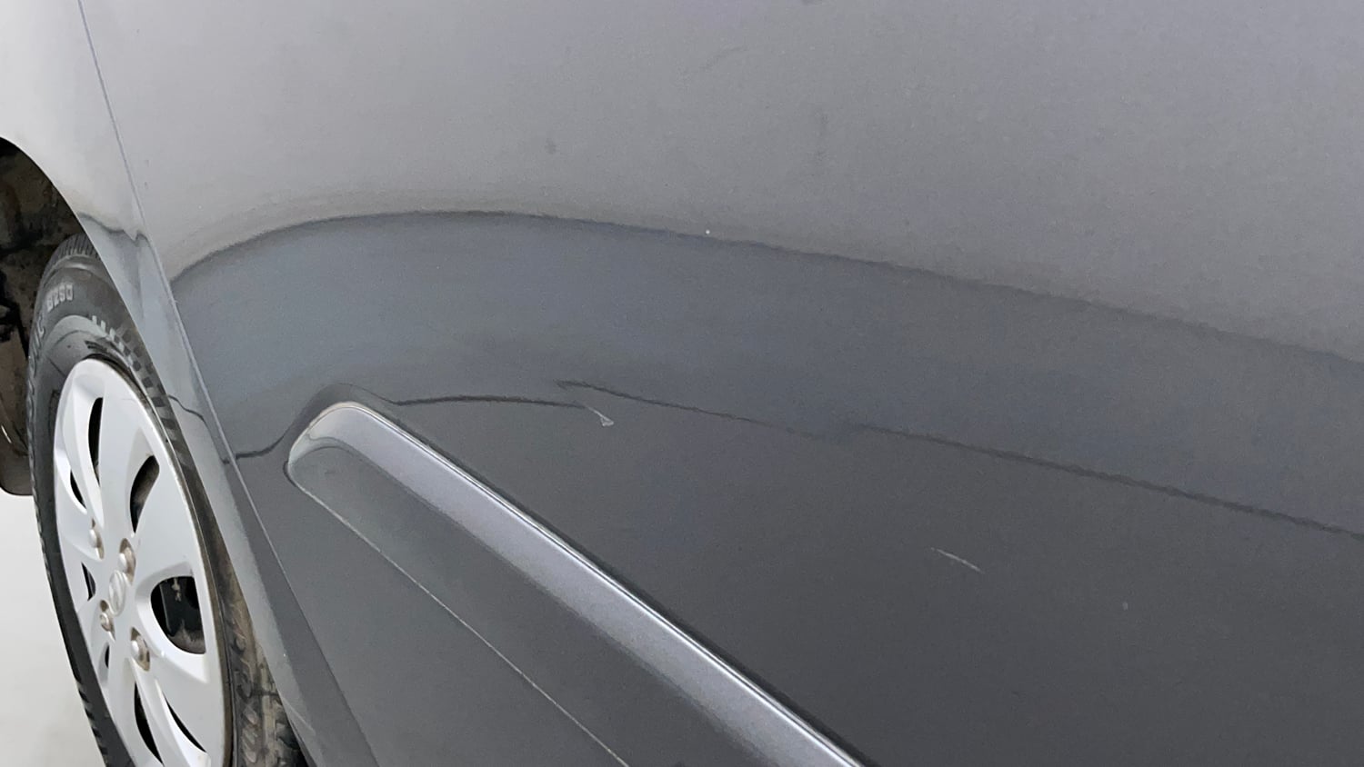 Used 2013 Hyundai i10 Sportz 1.2 AT Kappa2 Petrol Automatic dents MINOR SCRATCH