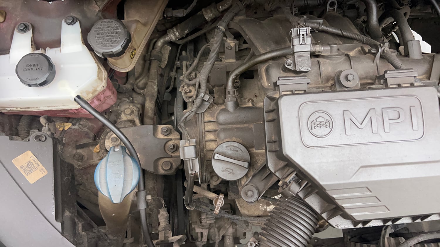 Used 2021 Hyundai Santro Sportz Petrol Manual engine ENGINE RIGHT SIDE VIEW