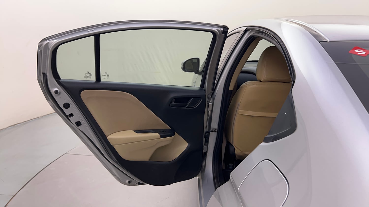 Used 2016 Honda City SV CVT Petrol Automatic interior LEFT REAR DOOR OPEN VIEW
