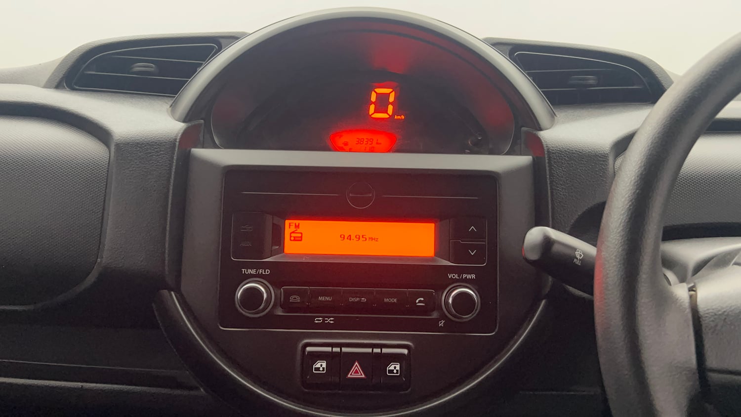 Used 2019 Maruti Suzuki S-Presso VXi Petrol Manual top_features Integrated (in-dash) music system