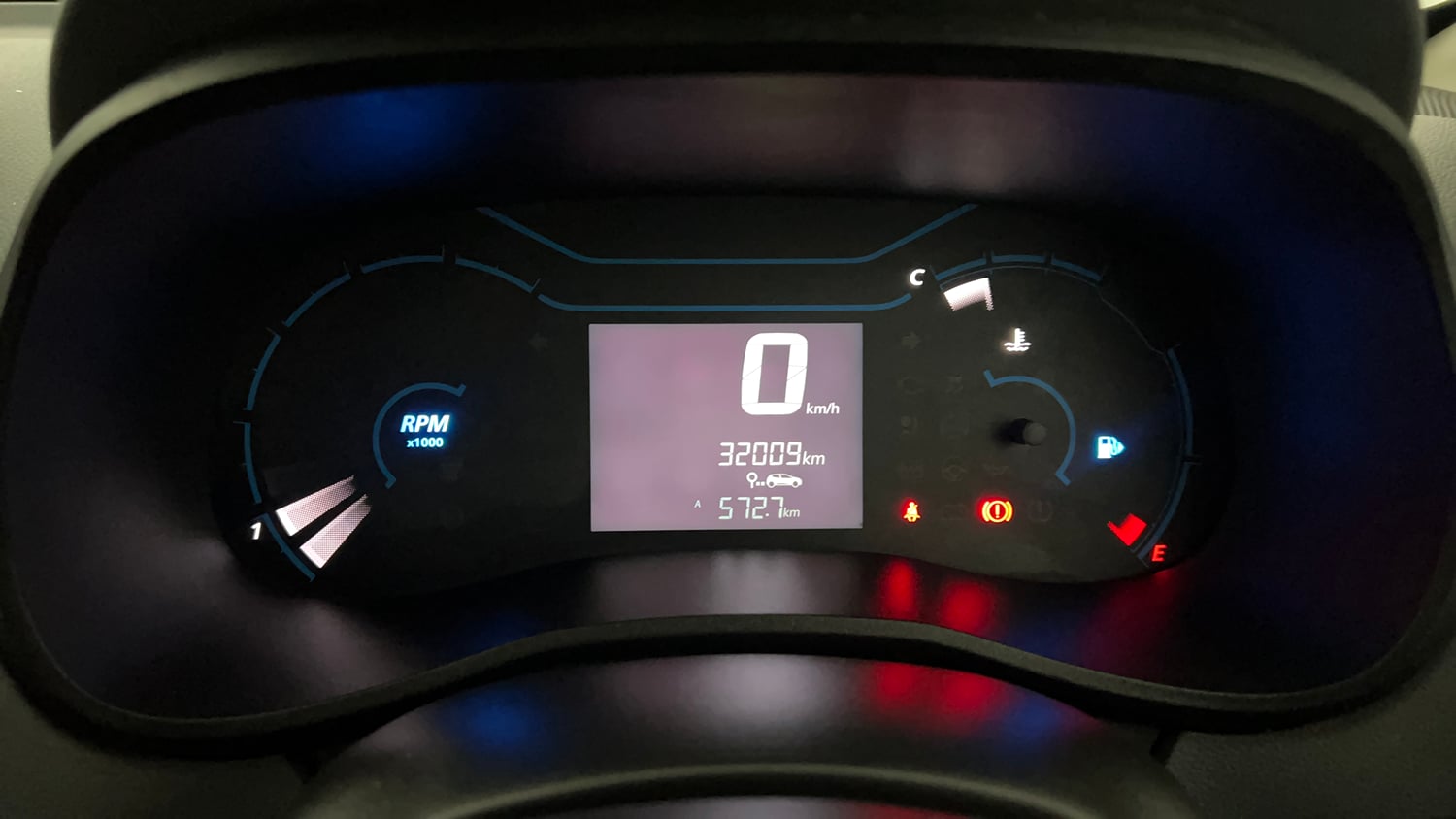 Used 2021 Renault Kwid RXT Petrol Manual interior CLUSTERMETER VIEW