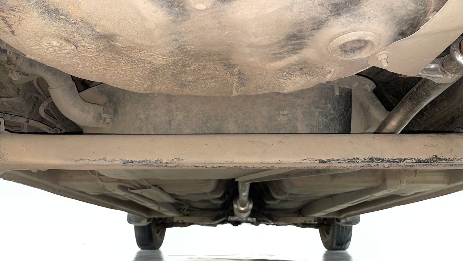 Used 2013 Hyundai i10 Sportz 1.2 AT Kappa2 Petrol Automatic extra REAR UNDERBODY VIEW (TAKEN FROM REAR)