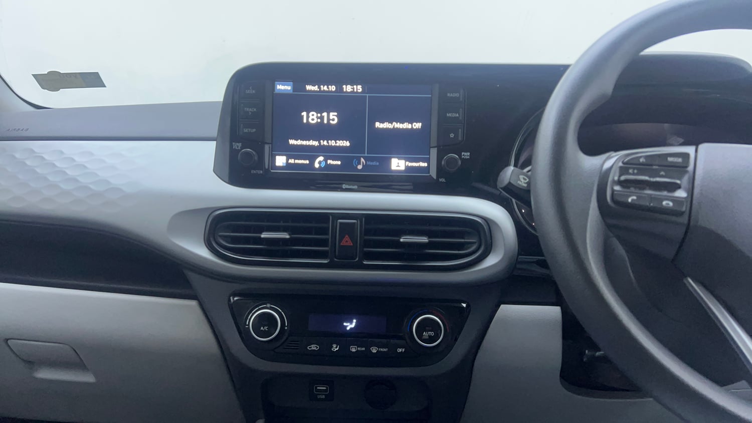Used 2020 Hyundai Grand i10 Nios Sportz AMT 1.2 Kappa VTVT Petrol Automatic interior MUSIC SYSTEM & AC CONTROL VIEW