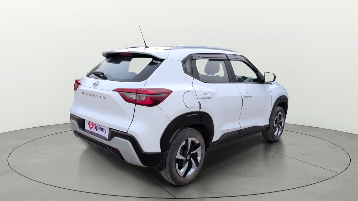 Used 2023 Nissan Magnite XL Petrol Manual exterior RIGHT REAR CORNER VIEW