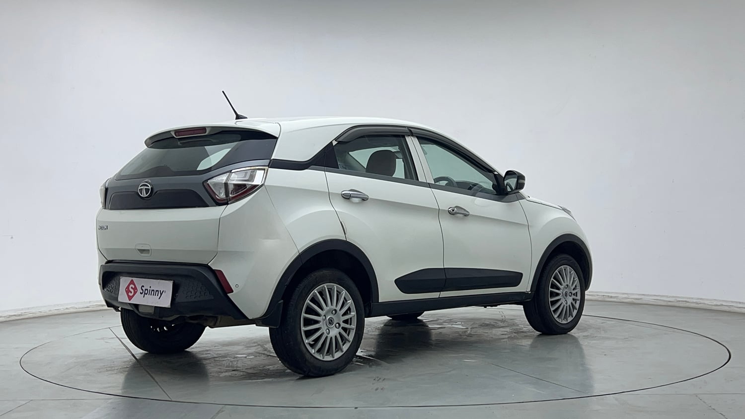 Used 2018 Tata Nexon XM Diesel Diesel Manual exterior RIGHT REAR CORNER VIEW