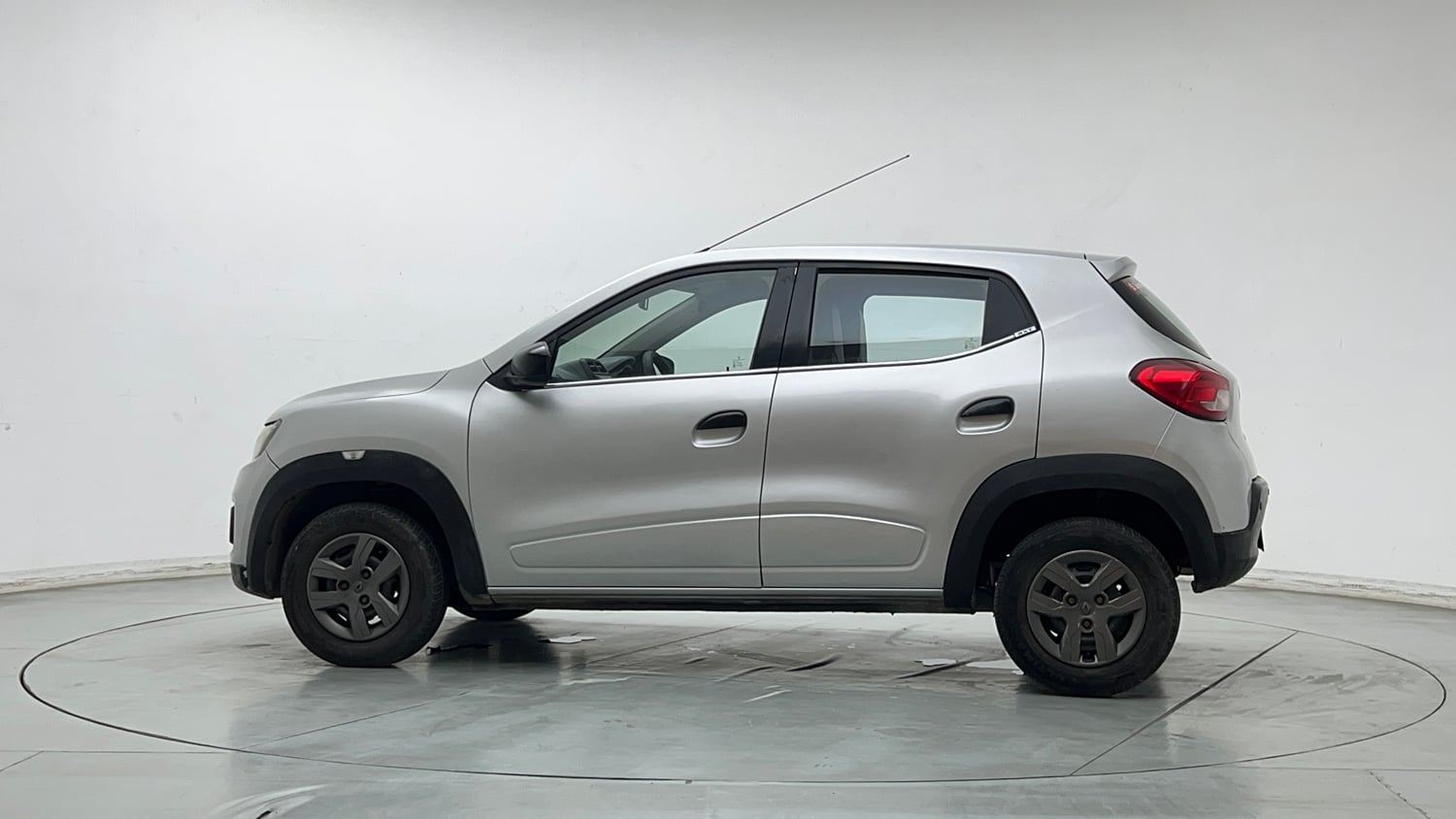 Used 2017 Renault Kwid 1.0 RXT AMT Petrol Automatic exterior LEFT SIDE VIEW