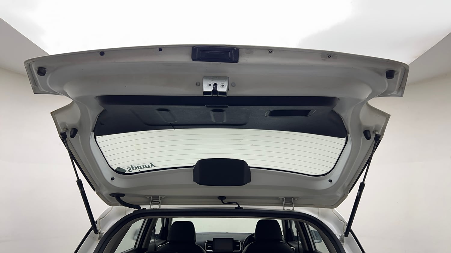 Used 2019 hyundai Venue SX 1.0 (O) Turbo Petrol Petrol Manual interior DICKY DOOR OPEN VIEW