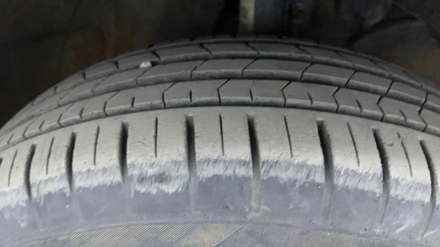 Used 2022 Maruti Suzuki Baleno Delta MT Petrol Manual tyres RIGHT FRONT TYRE TREAD VIEW