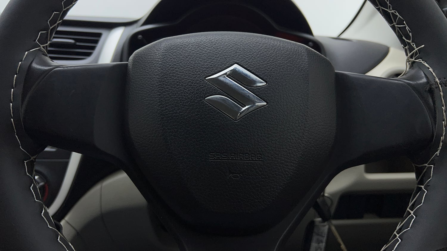 Used 2018 Maruti Suzuki Celerio VXi AMT Petrol Automatic top_features Airbags