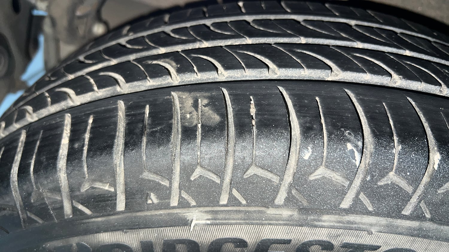 Used 2018 Maruti Suzuki Celerio VXi AMT Petrol Automatic tyres RIGHT REAR TYRE TREAD VIEW