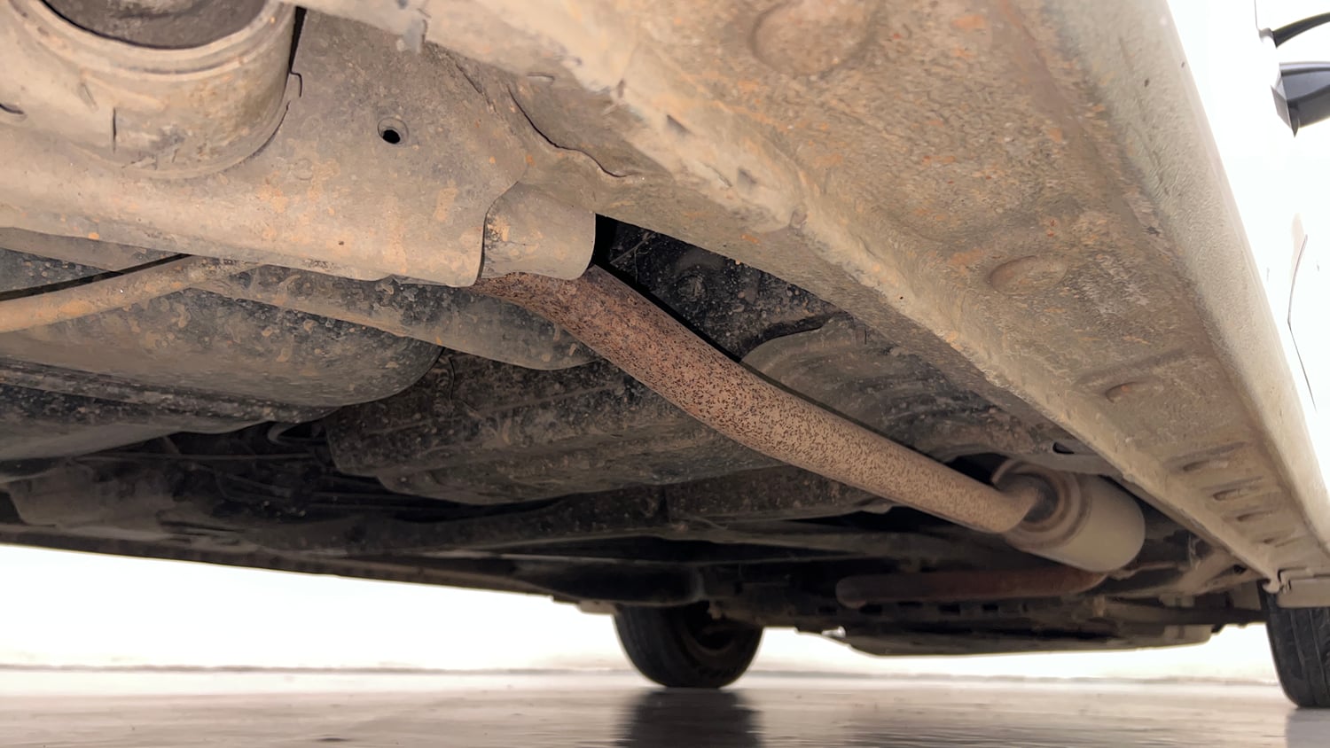 Used 2016 Honda City SV CVT Petrol Automatic extra REAR RIGHT UNDERBODY VIEW
