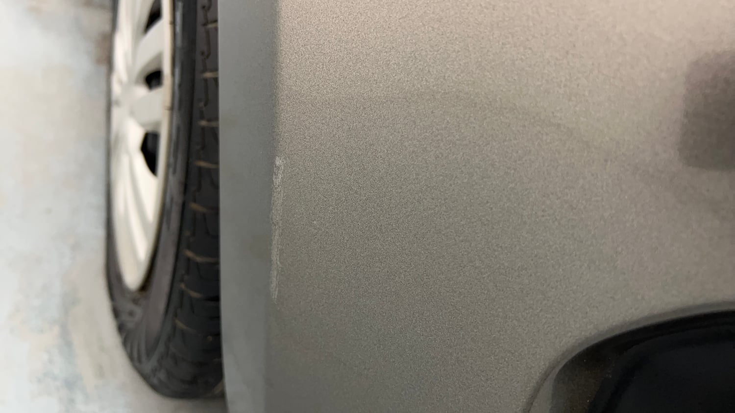 Used 2022 Maruti Suzuki Swift VXi Petrol Manual dents MINOR SCRATCH