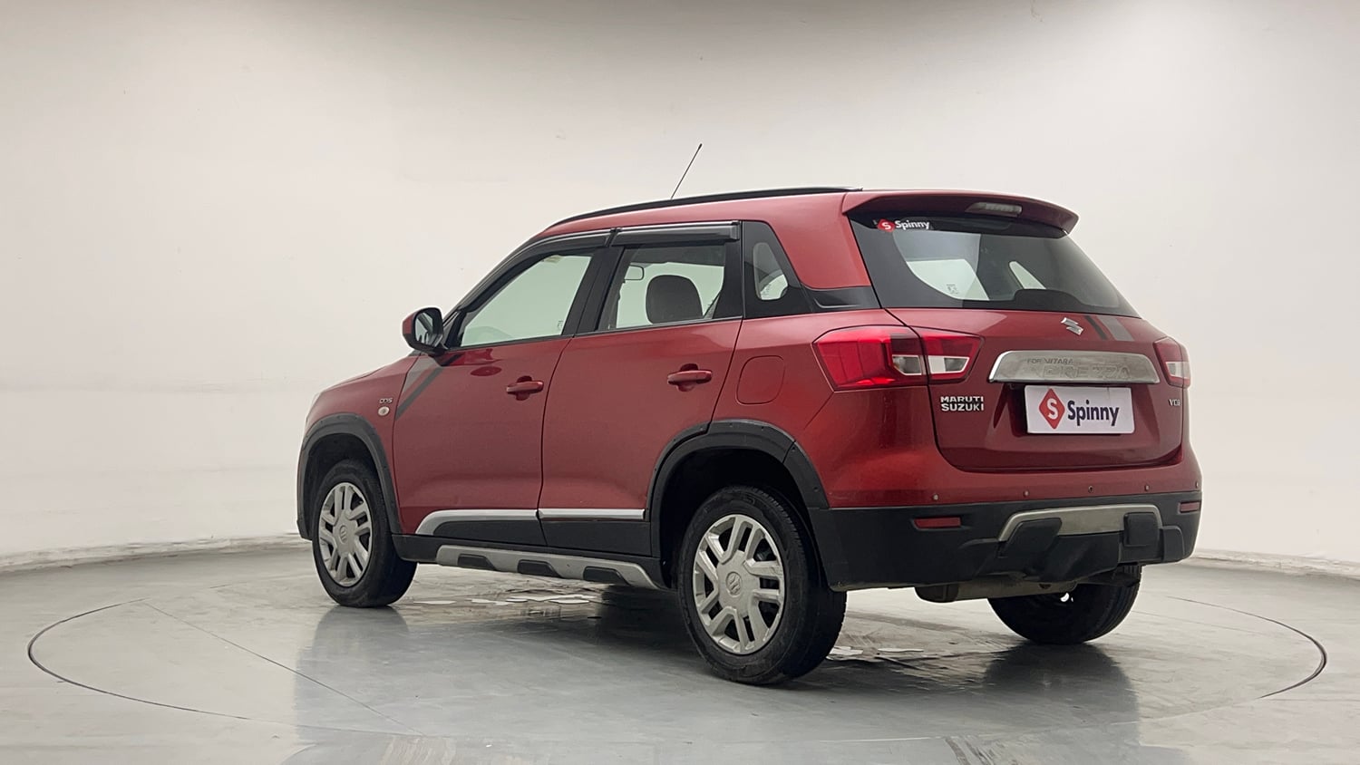 Used 2017 Maruti Suzuki Vitara Brezza VDi (O) Diesel Manual exterior LEFT REAR CORNER VIEW