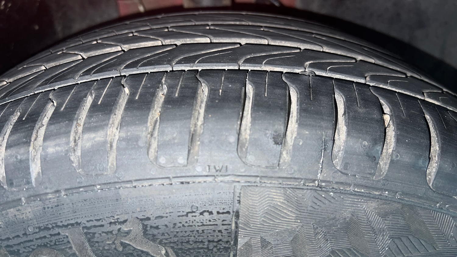 Used 2021 Tata Altroz XZ Diesel Diesel Manual tyres RIGHT FRONT TYRE TREAD VIEW