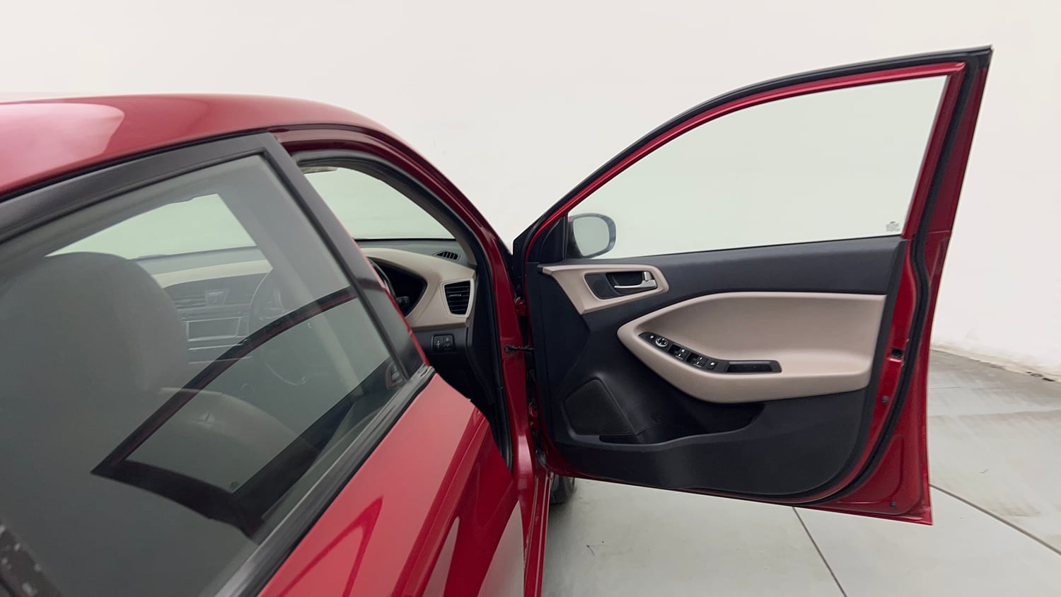 Used 2015 Hyundai Elite i20 Asta 1.2 Petrol Manual interior RIGHT FRONT DOOR OPEN VIEW