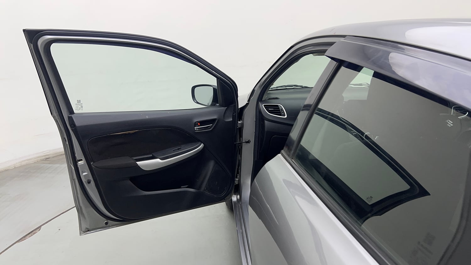 Used 2016 Maruti Suzuki Baleno Delta 1.2 Petrol Manual interior LEFT FRONT DOOR OPEN VIEW