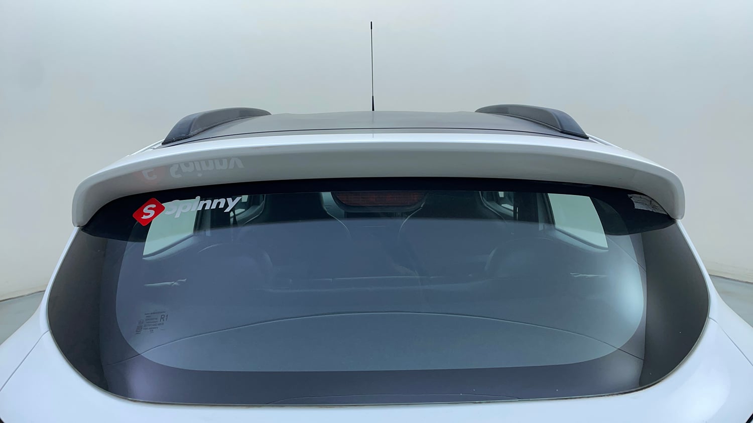 Used 2022 Renault Kwid RXT 1.0 AMT (O) Petrol Automatic exterior BACK WINDSHIELD VIEW