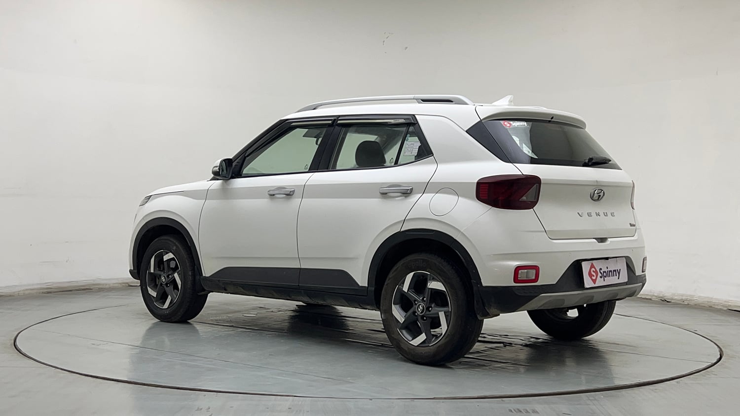 Used 2019 hyundai Venue SX 1.0 (O) Turbo Petrol Petrol Manual exterior LEFT REAR CORNER VIEW