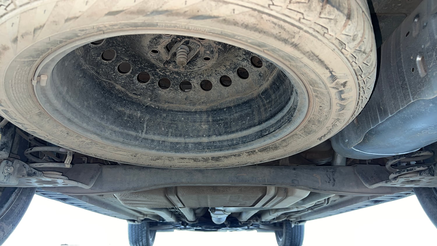 Used 2022 Hyundai Alcazar Signature (O) 6 STR 2.0 Petrol AT Petrol Automatic extra REAR UNDERBODY VIEW (TAKEN FROM REAR)