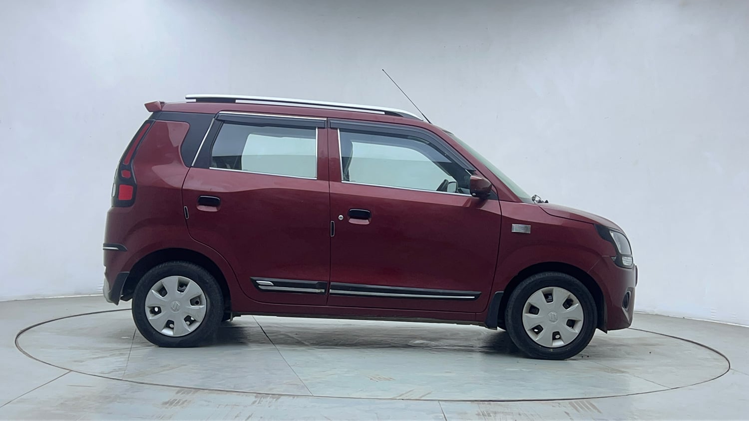 Used 2023 Maruti Suzuki Wagon R VXI 1.0 CNG Cng Manual exterior RIGHT SIDE VIEW