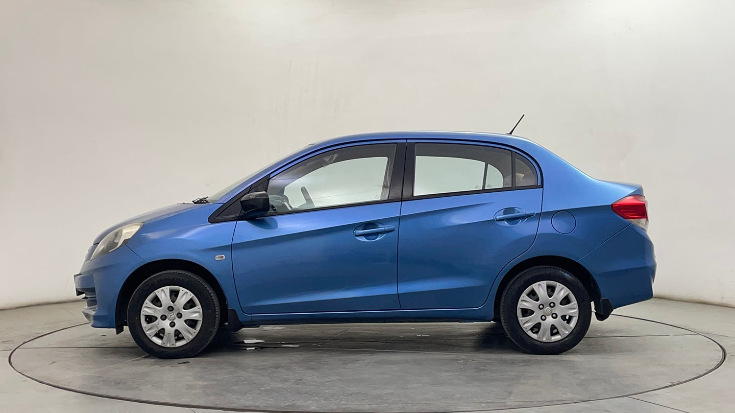 Used 2014 Honda Amaze 1.2 VX i-VTEC Petrol Manual exterior LEFT SIDE VIEW