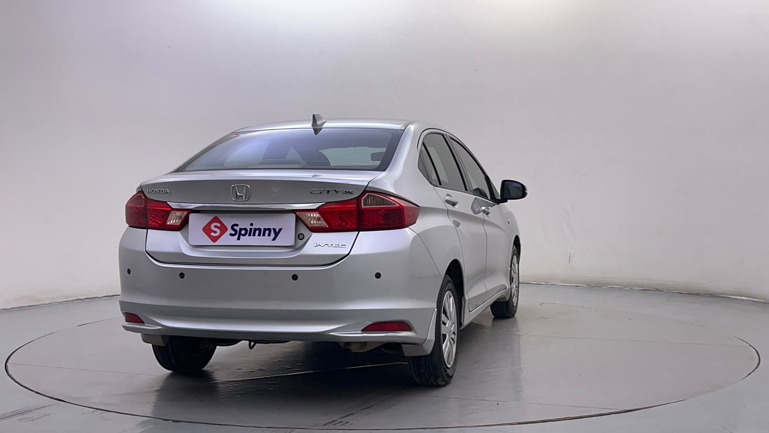 Used 2016 Honda City SV CVT Petrol Automatic exterior RIGHT REAR CORNER VIEW