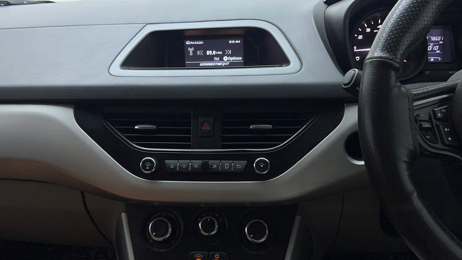 Used 2018 Tata Nexon XM Diesel Diesel Manual top_features Integrated (in-dash) music system