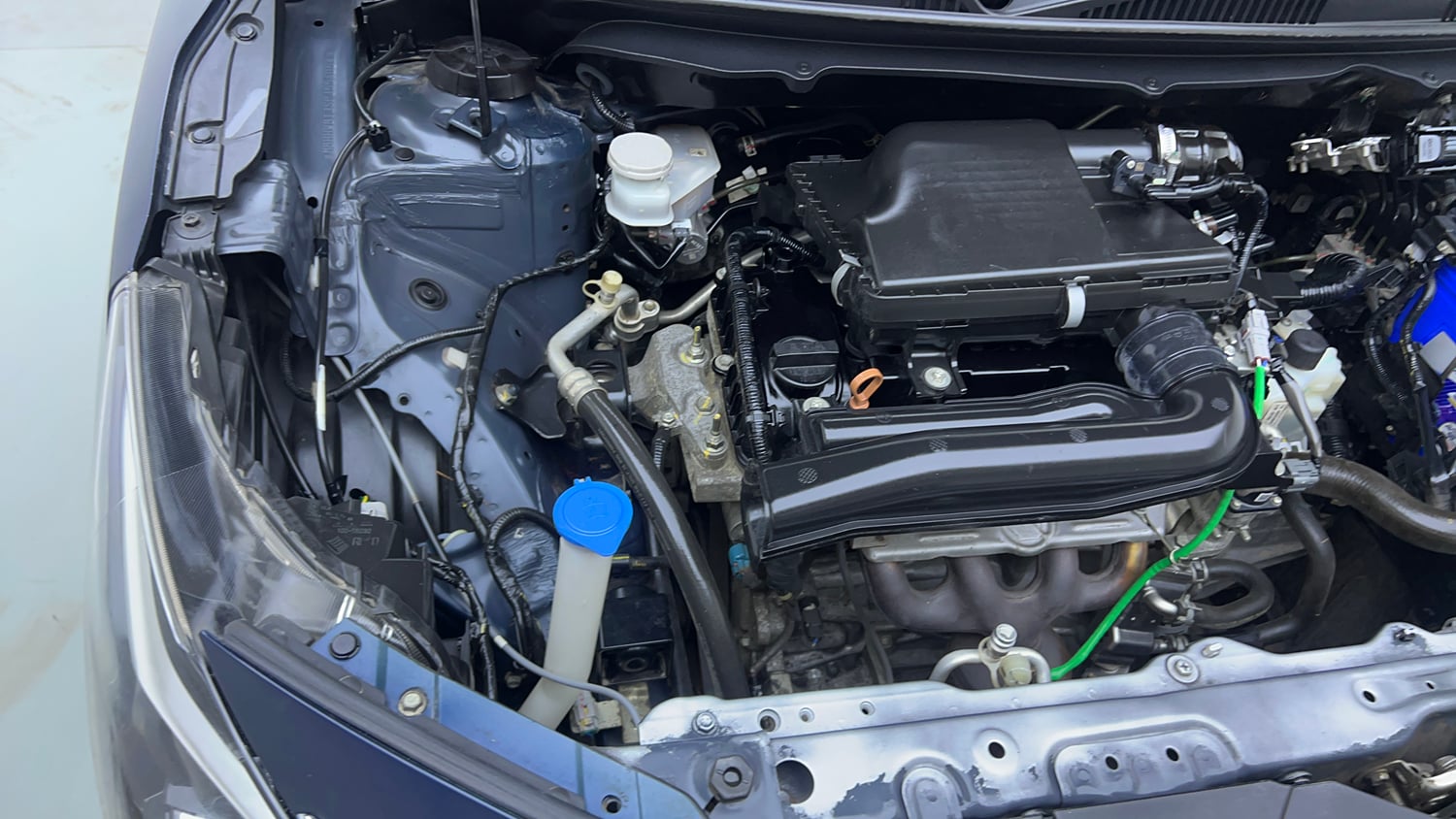 Used 2023 Maruti Suzuki Baleno Alpha AGS Petrol Automatic engine ENGINE RIGHT SIDE VIEW