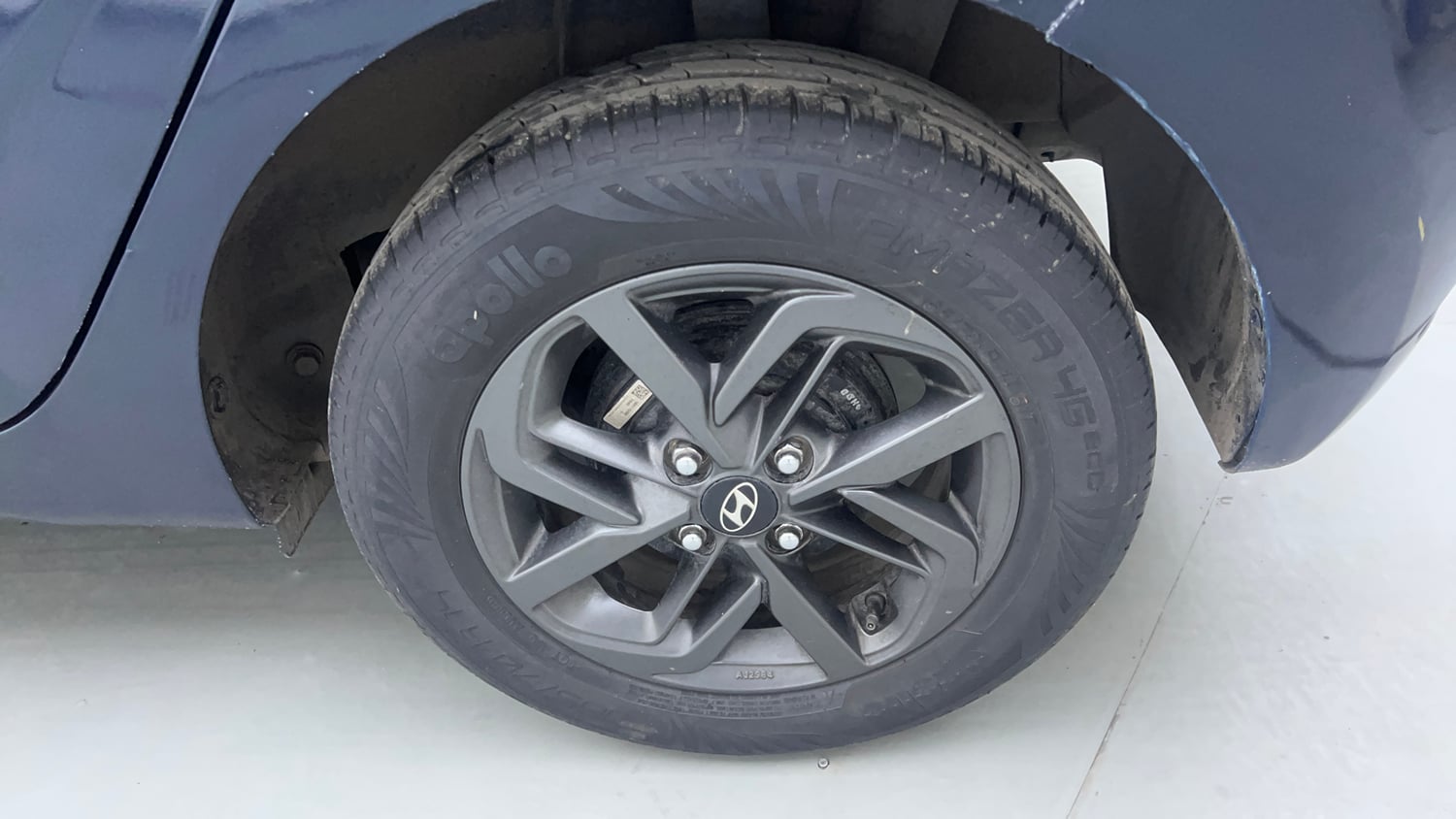 Used 2020 Hyundai Grand i10 Nios Sportz AMT 1.2 Kappa VTVT Petrol Automatic tyres LEFT REAR TYRE RIM VIEW