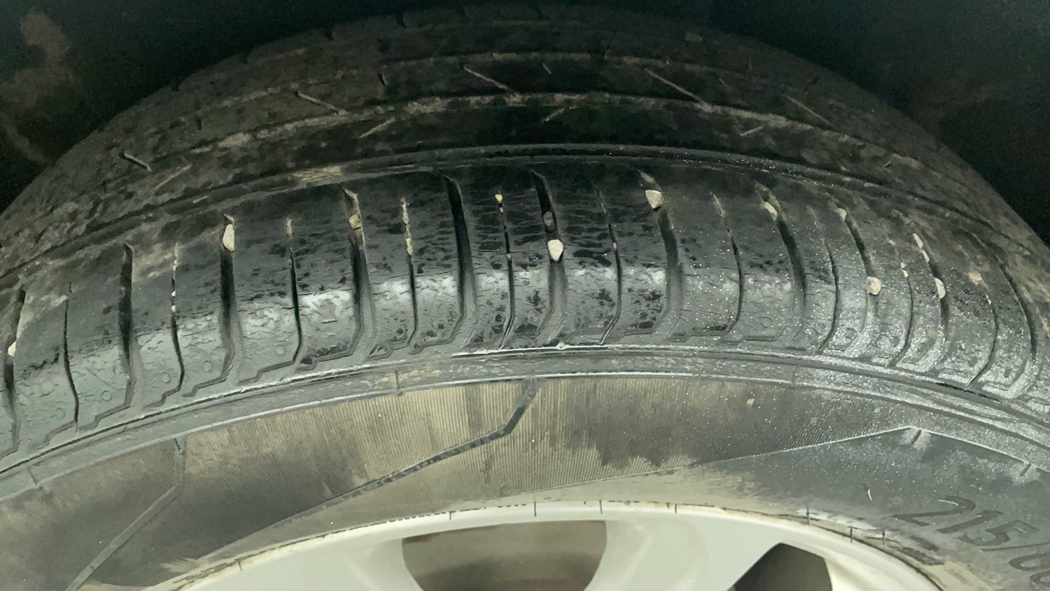 Used 2019 Ford EcoSport Titanium 1.5L TDCi Diesel Manual tyres LEFT REAR TYRE TREAD VIEW