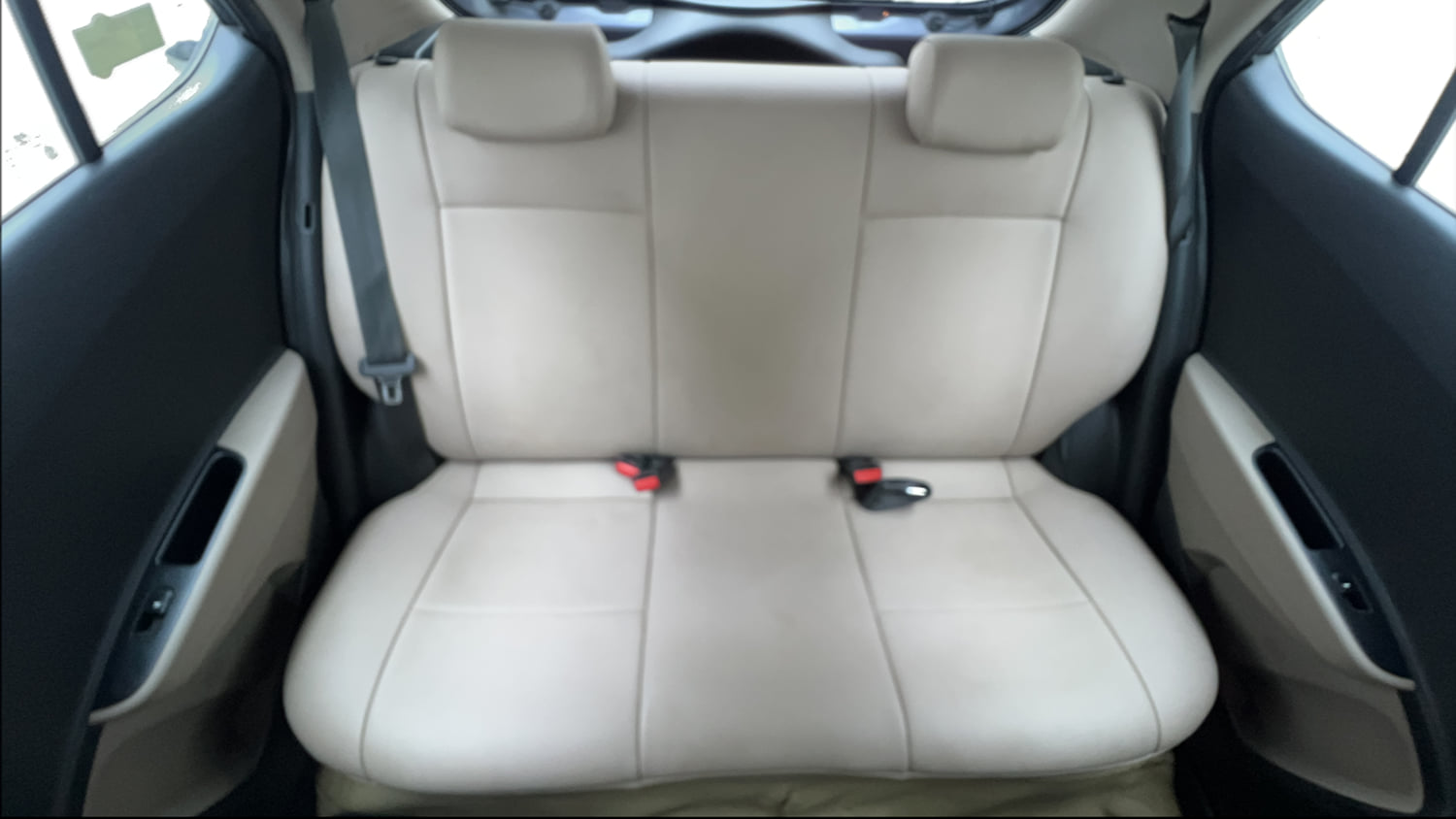 Used 2015 Hyundai Grand i10 Asta AT 1.2 Kappa VTVT Petrol Automatic interior REAR SEAT CONDITION VIEW
