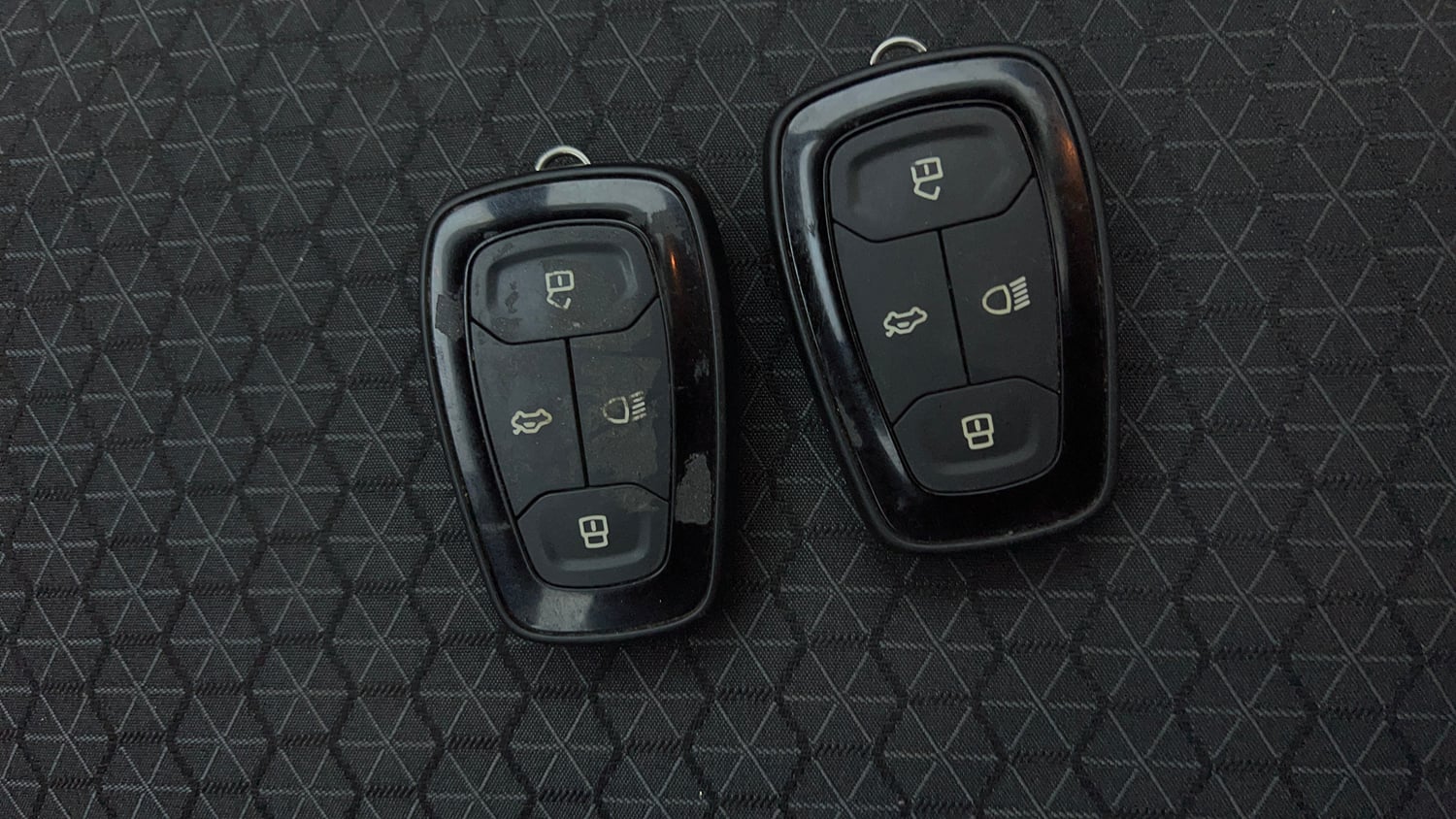 Used 2021 Tata Altroz XT Petrol Petrol Manual extra CAR KEY VIEW