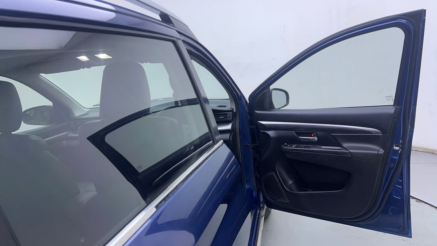 Used 2021 Maruti Suzuki XL6 Alpha AT Petrol Petrol Automatic interior RIGHT FRONT DOOR OPEN VIEW