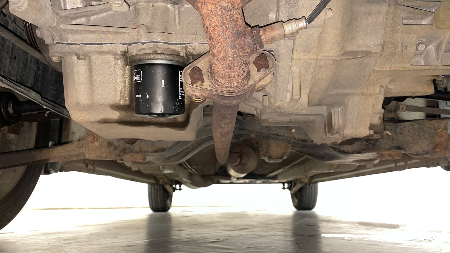 Used 2016 Maruti Suzuki Wagon R VXI Petrol Manual extra FRONT LEFT UNDERBODY VIEW