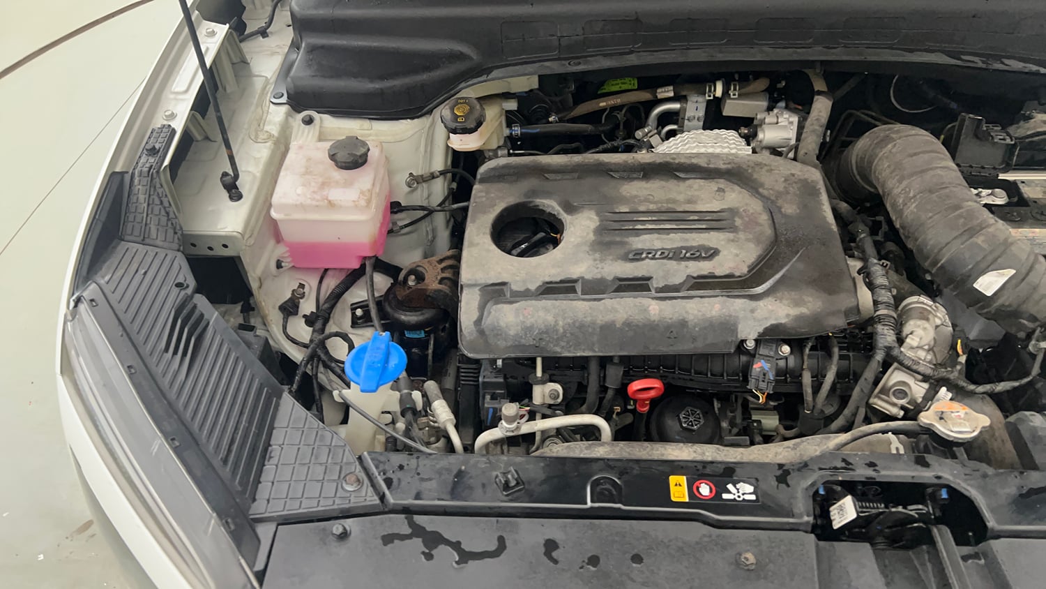 Used 2022 Hyundai Creta E 1.5 Diesel Diesel Manual engine ENGINE RIGHT SIDE VIEW