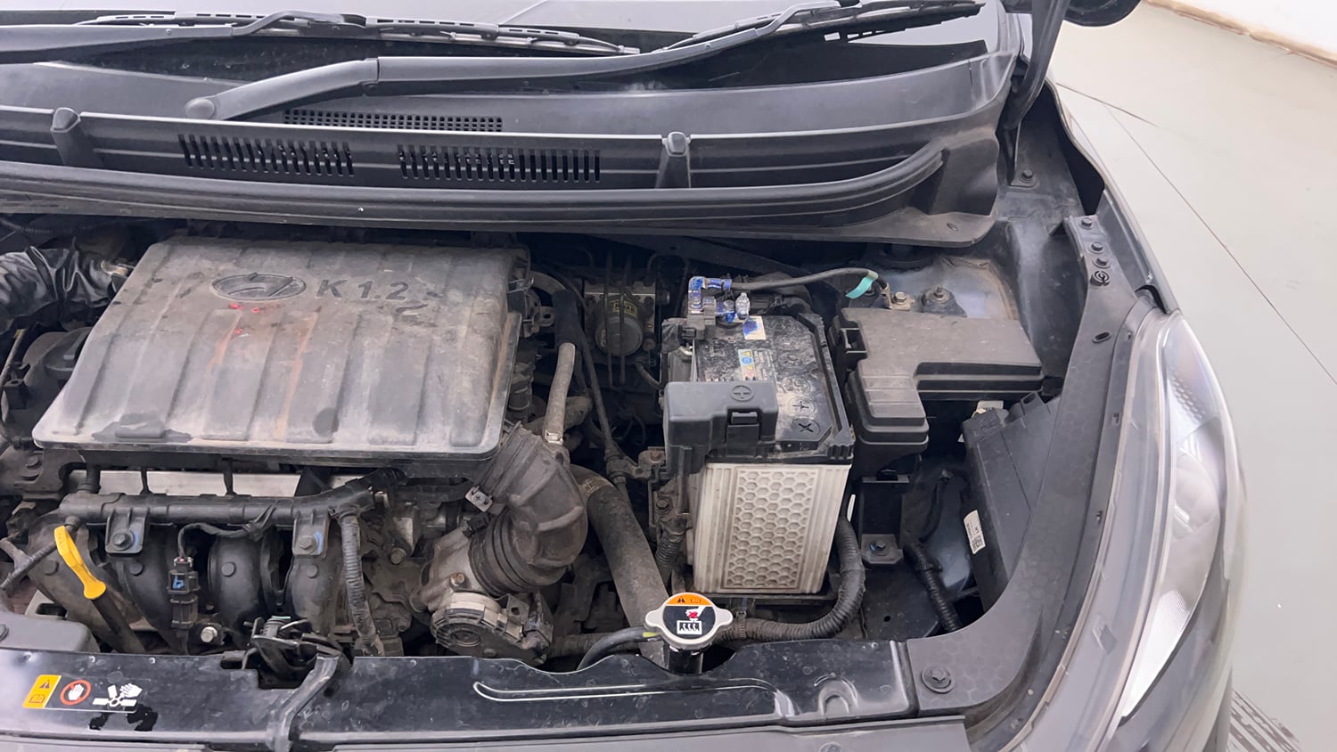 Used 2022 Hyundai Grand i10 Nios Sportz 1.2 Kappa VTVT Petrol Manual engine ENGINE LEFT SIDE VIEW