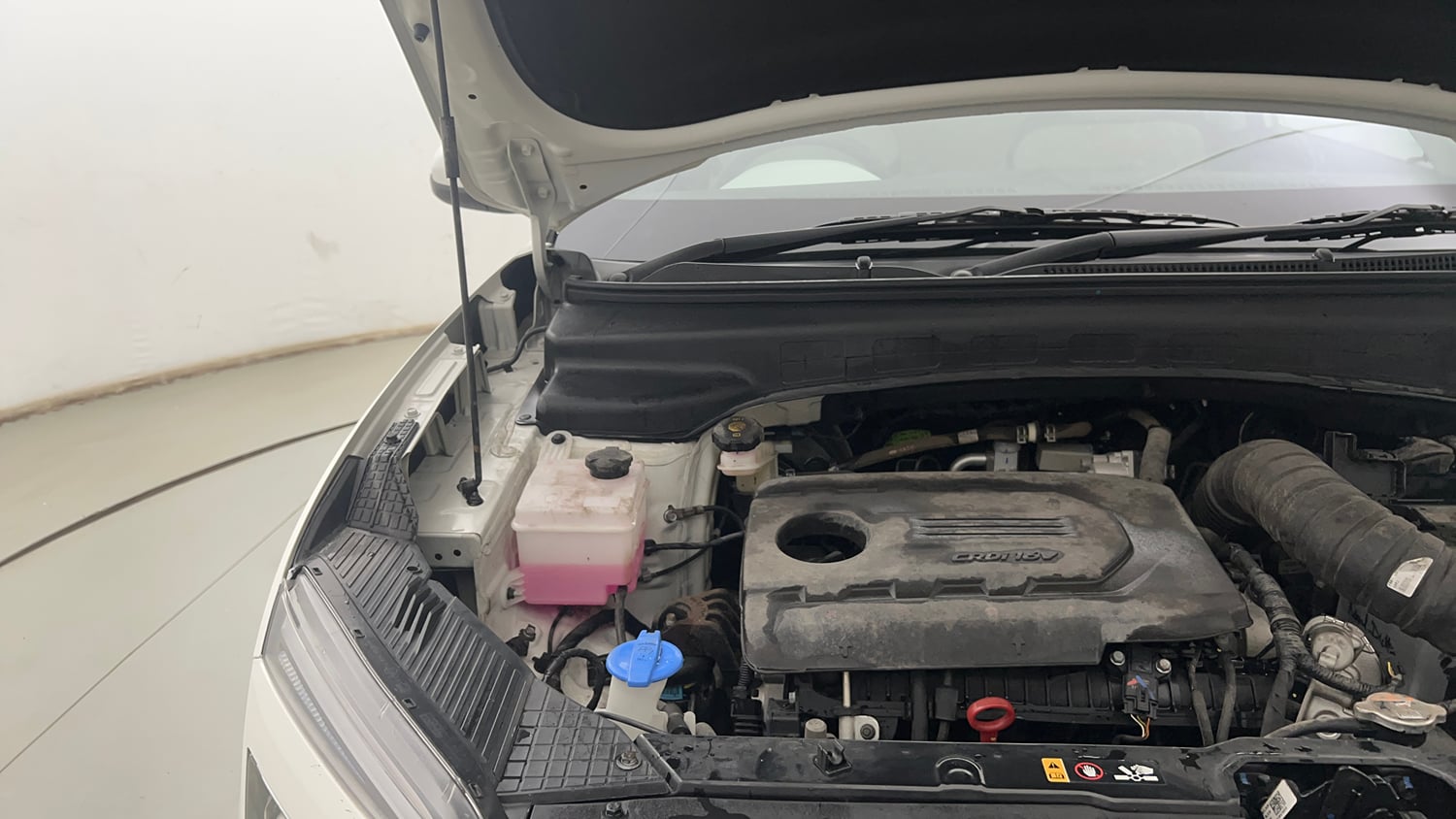 Used 2022 Hyundai Creta E 1.5 Diesel Diesel Manual engine ENGINE RIGHT SIDE HINGE & APRON VIEW