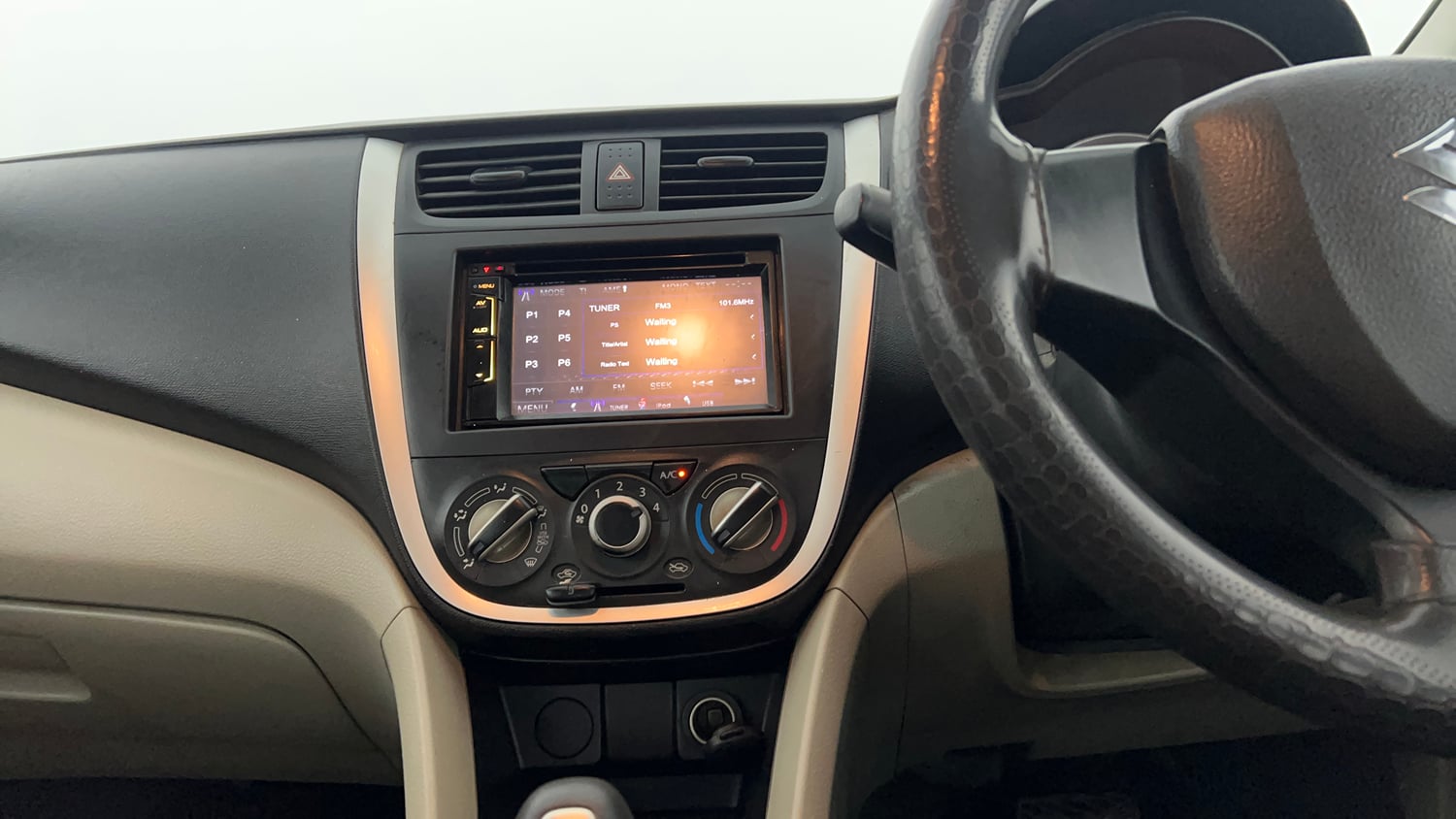 Used 2017 Maruti Suzuki Celerio VXi AMT Petrol Automatic interior MUSIC SYSTEM & AC CONTROL VIEW