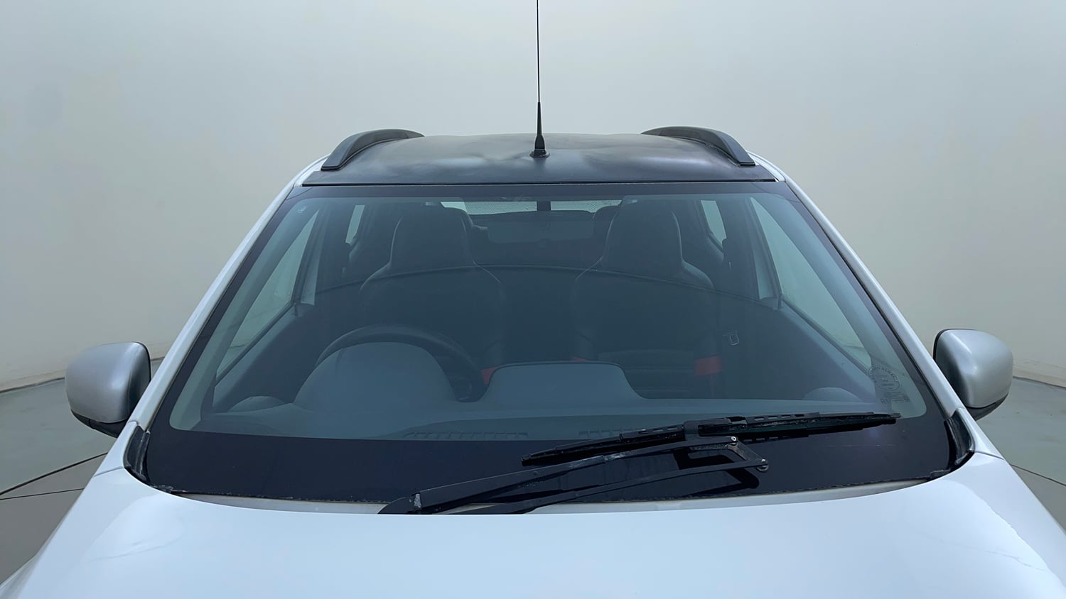 Used 2022 Renault Kwid RXT 1.0 AMT (O) Petrol Automatic exterior FRONT WINDSHIELD VIEW
