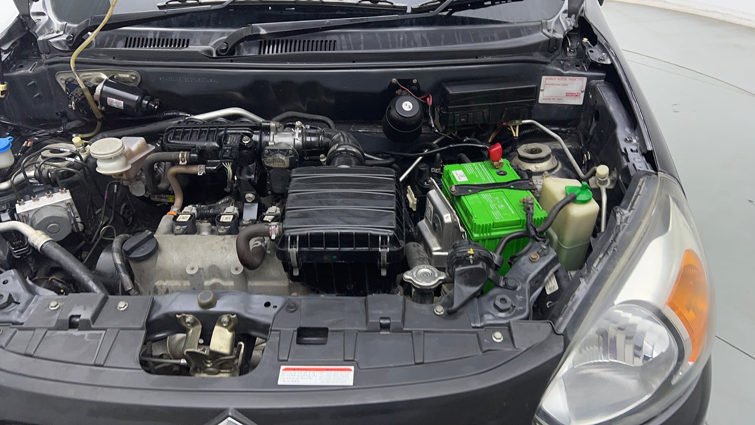 Used 2020 Maruti Suzuki Alto 800 LXi Petrol Manual engine ENGINE LEFT SIDE VIEW