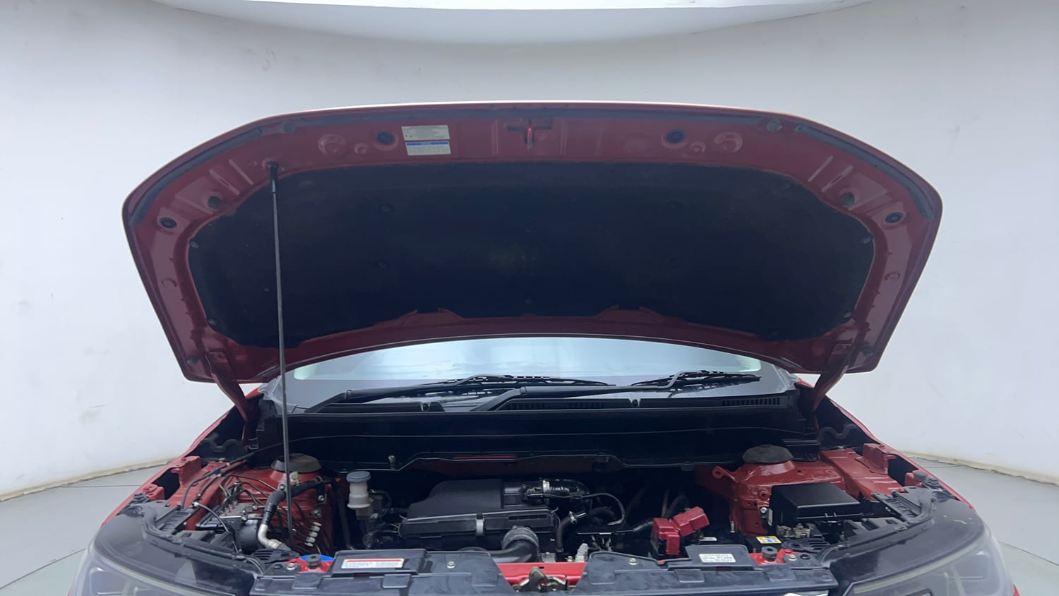 Used 2023 Maruti Suzuki Brezza Zxi Plus Dual Tone Petrol Manual engine ENGINE & BONNET OPEN FRONT VIEW