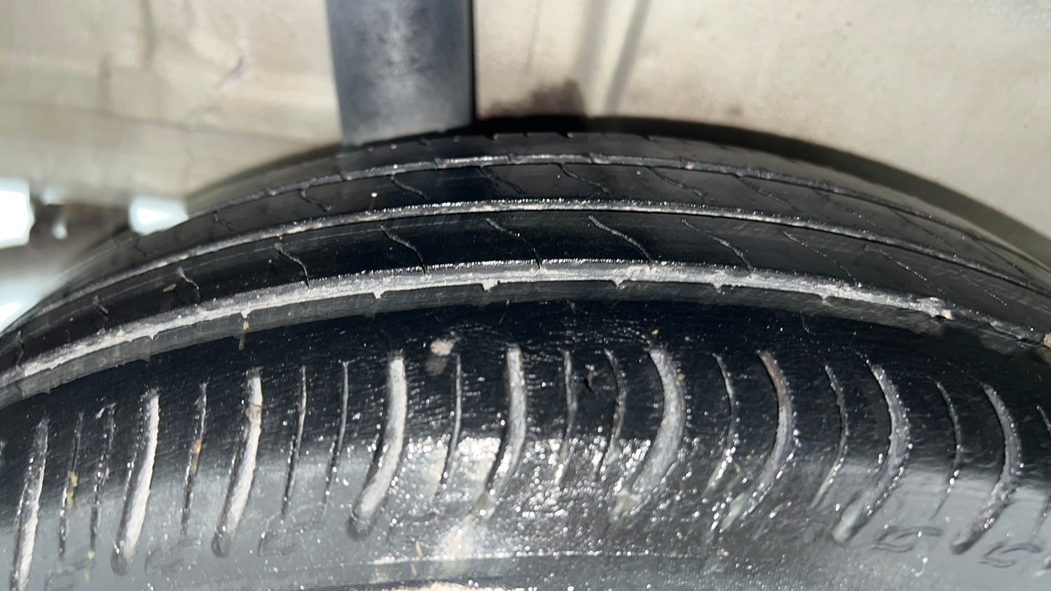 Used 2022 Maruti Suzuki Wagon R VXI 1.0 Petrol Manual tyres RIGHT REAR TYRE TREAD VIEW
