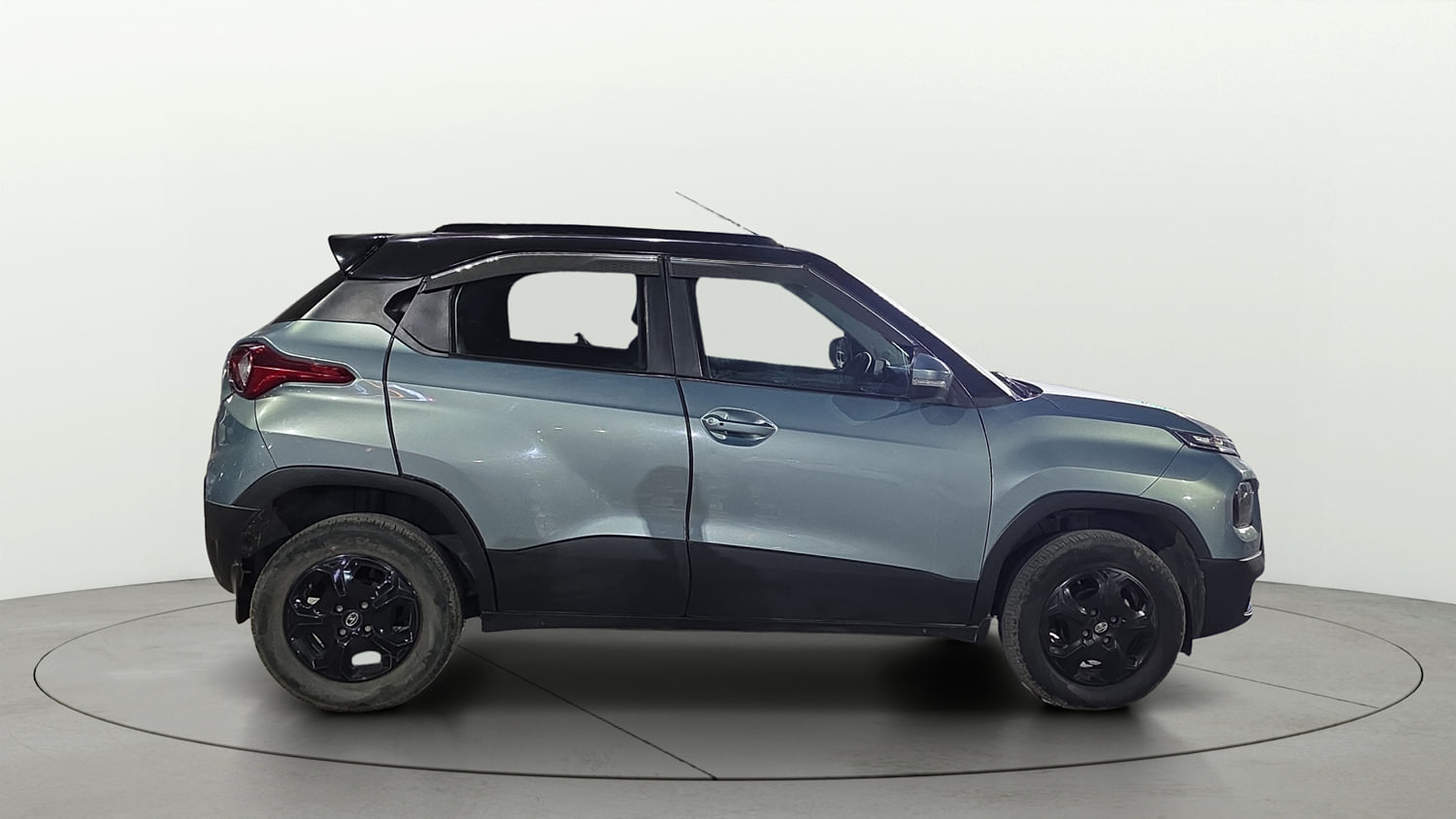 Used 2022 Tata Punch Accomplished MT Petrol Manual exterior RIGHT SIDE VIEW