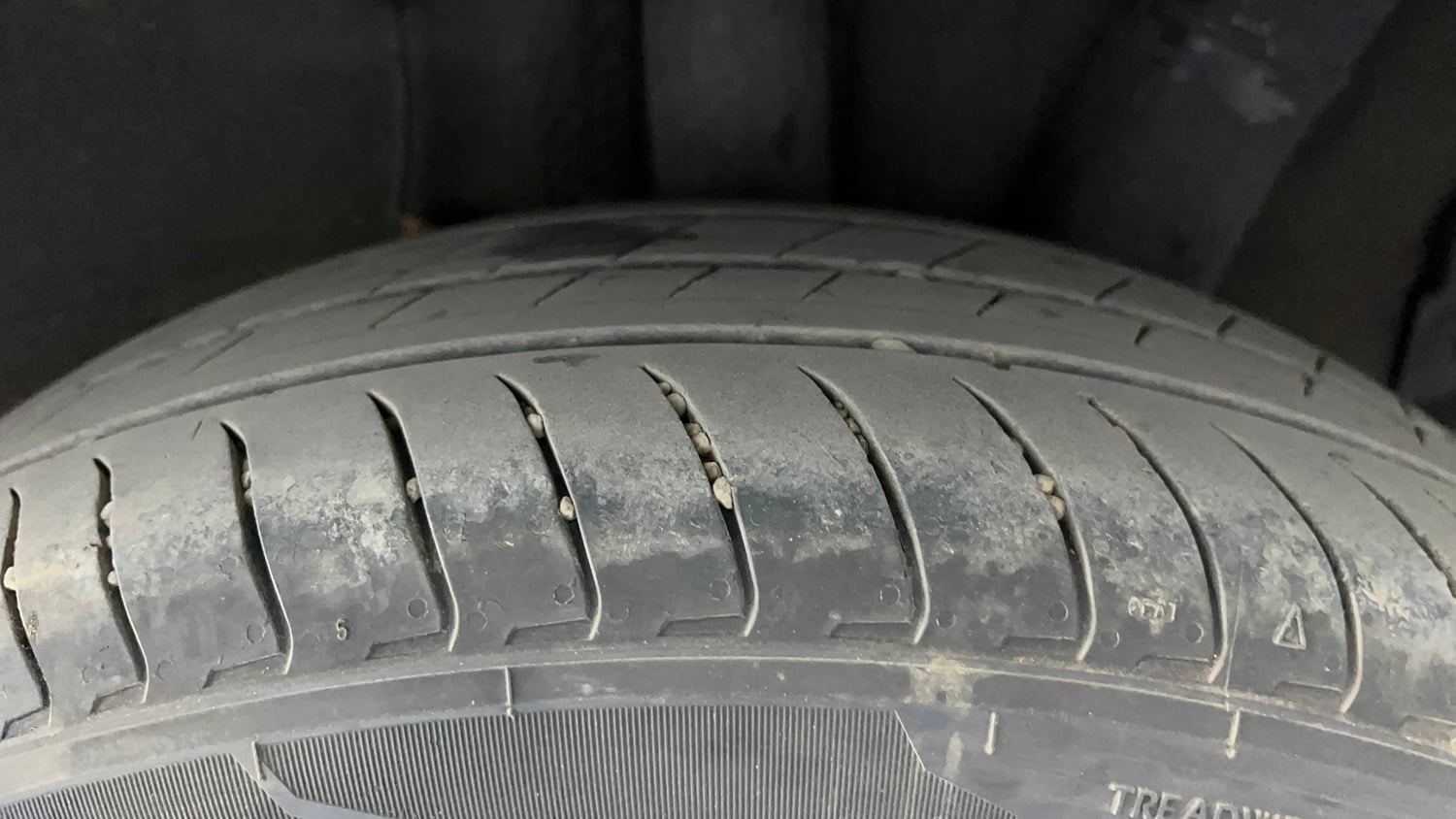 Used 2024 Hyundai Exter SX 1.2 MT Dual Tone Petrol Manual tyres LEFT REAR TYRE TREAD VIEW
