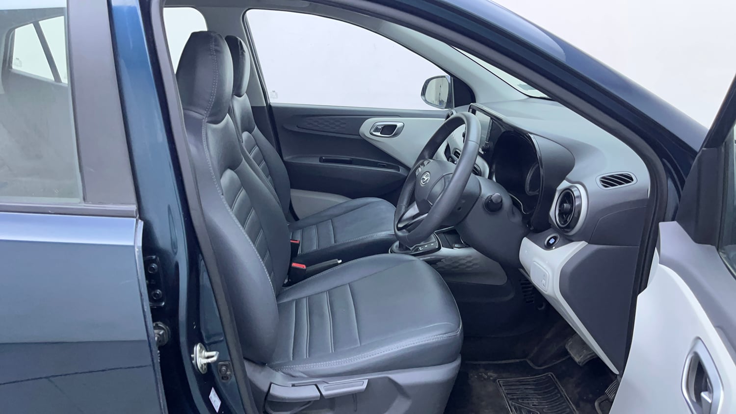 Used 2020 Hyundai Grand i10 Nios Asta AMT 1.2 Kappa VTVT Petrol Automatic interior RIGHT SIDE FRONT DOOR CABIN VIEW