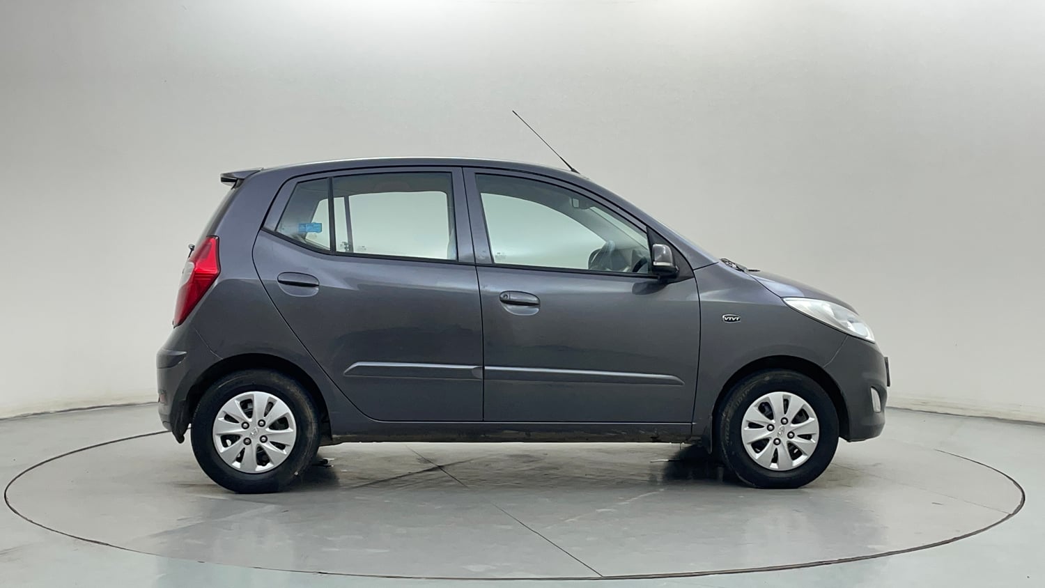Used 2013 Hyundai i10 Sportz 1.2 AT Kappa2 Petrol Automatic exterior RIGHT SIDE VIEW