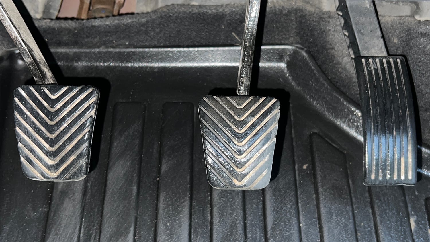 Used 2015 Hyundai Elite i20 Asta 1.2 Petrol Manual interior PEDALS VIEW