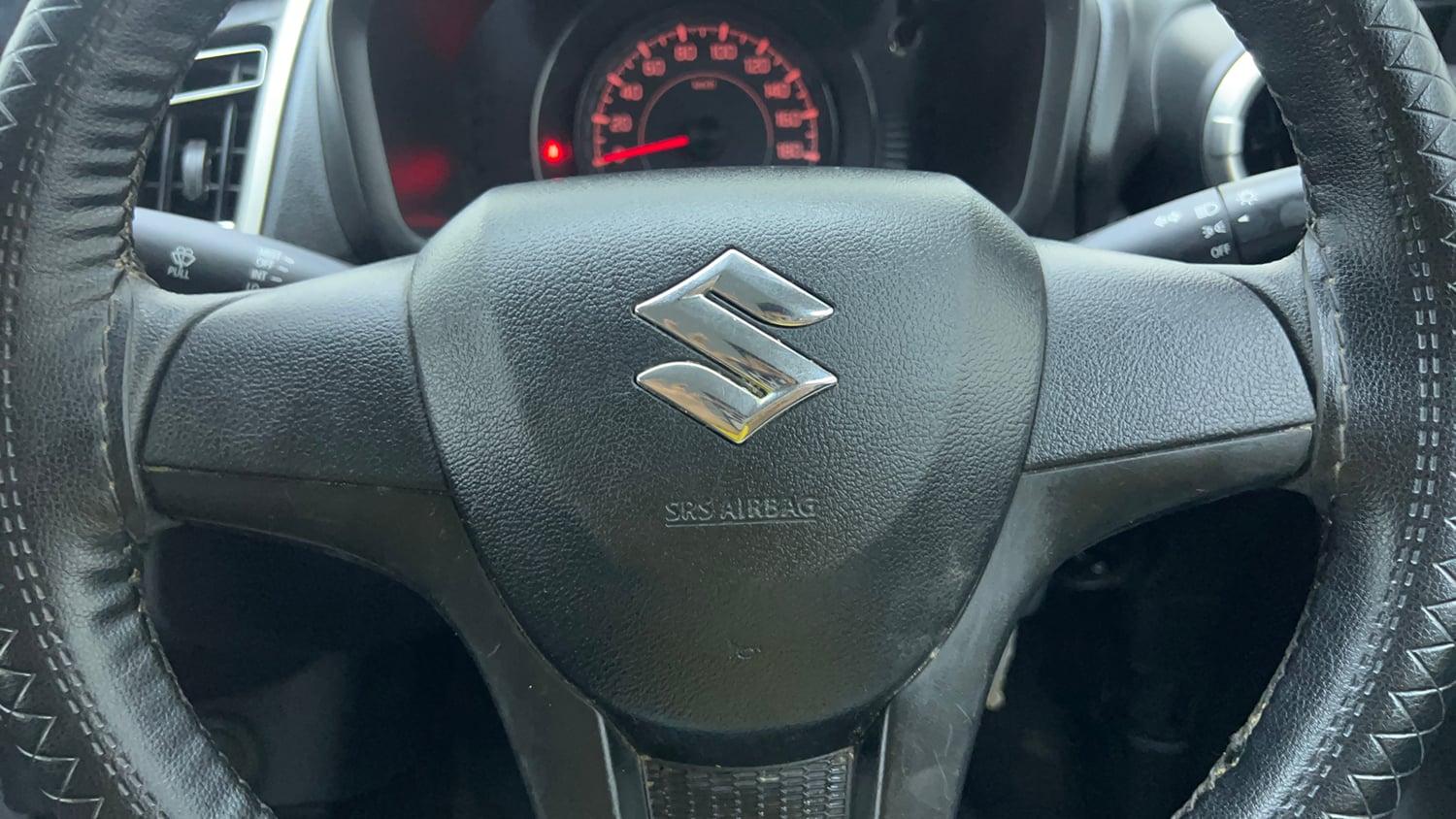 Used 2022 Maruti Suzuki Celerio VXi Petrol Manual top_features Airbags