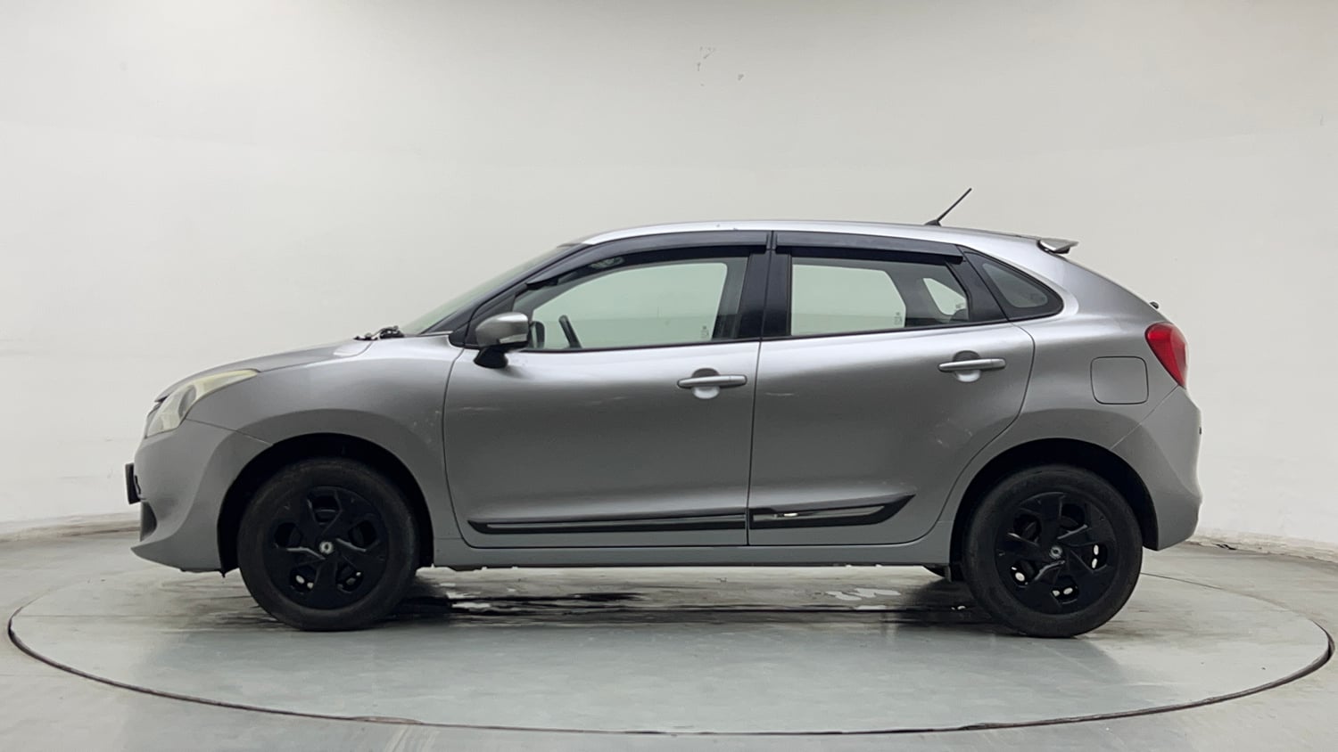 Used 2016 Maruti Suzuki Baleno Delta 1.2 Petrol Manual exterior LEFT SIDE VIEW